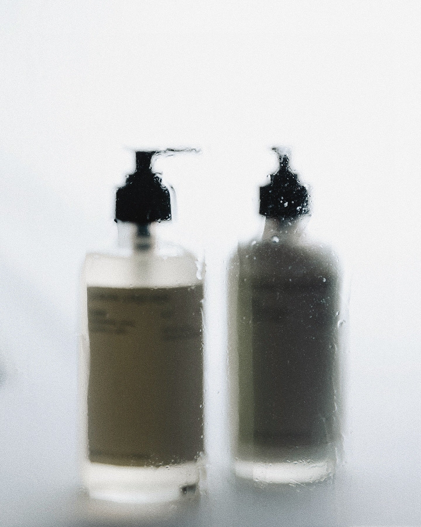 Botellas cuidado personal Laguna cyprien jabon y crema