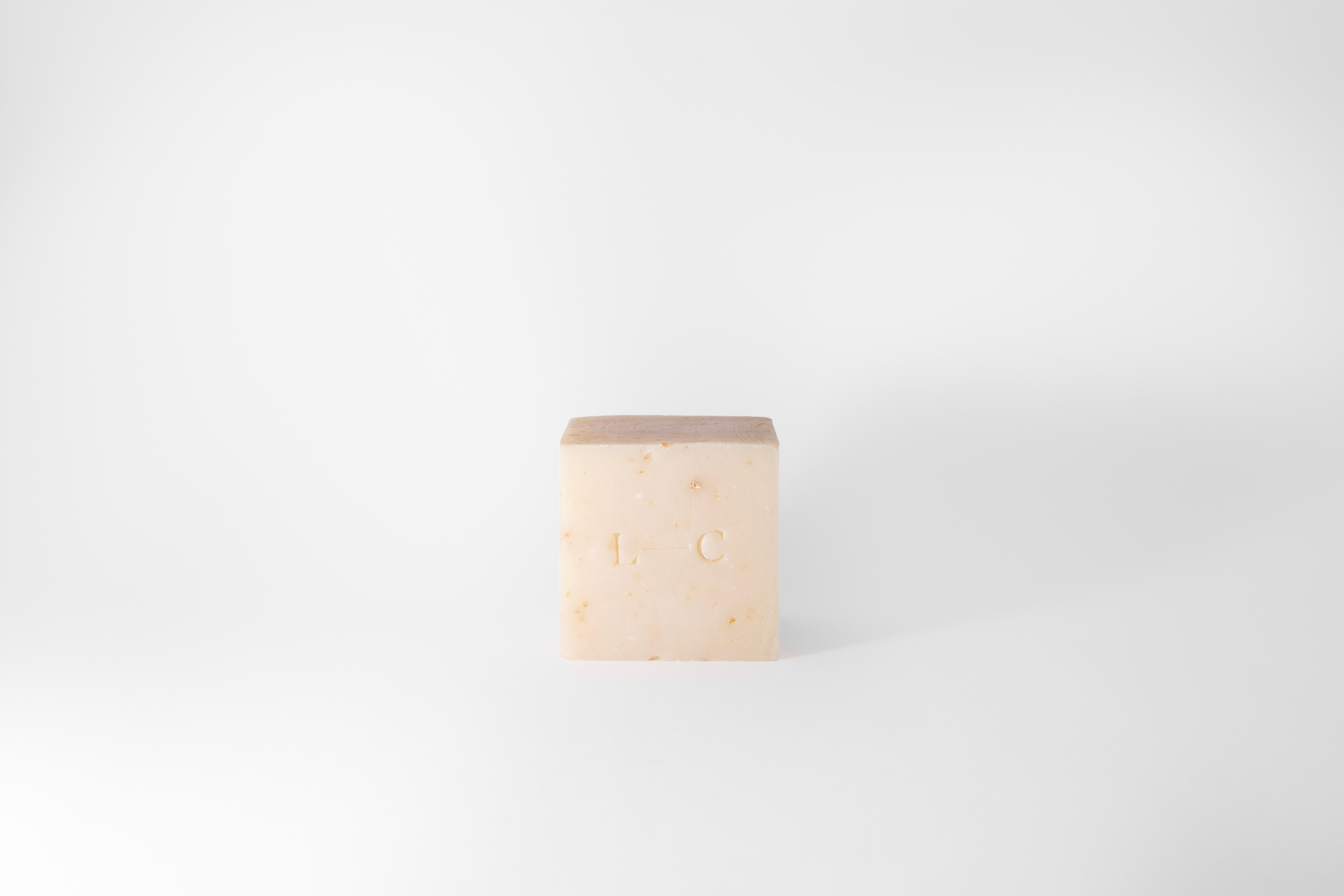 Jabón cubo miel y avena chico