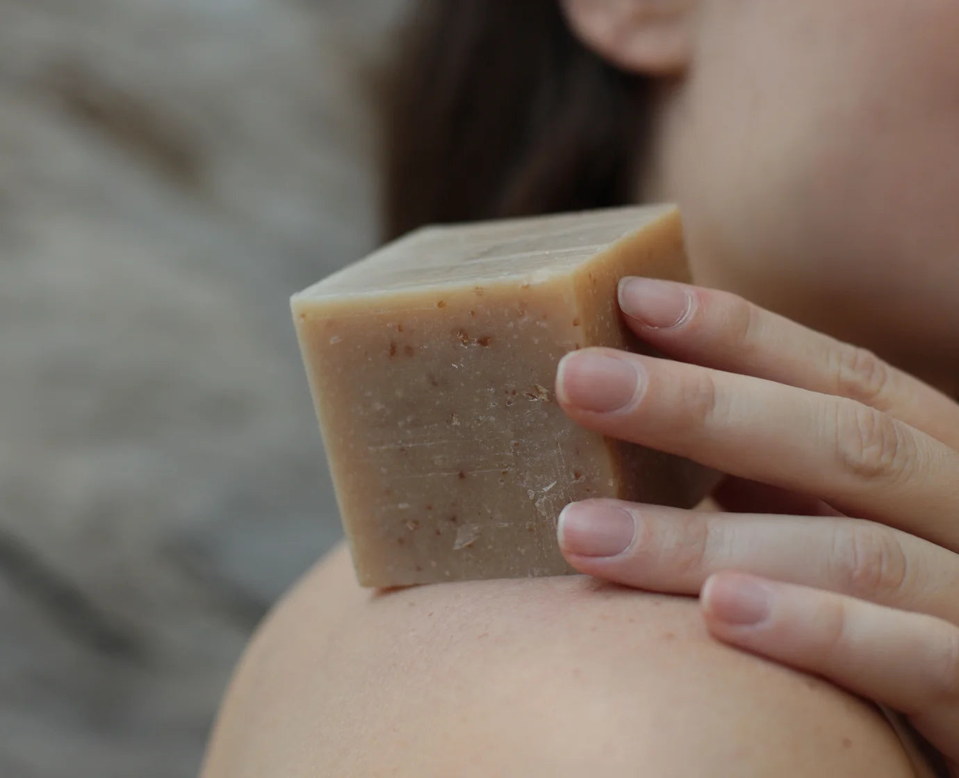 Cubo de jabón miel y avena grande